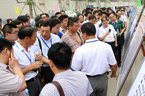 觀摩會現(xiàn)場