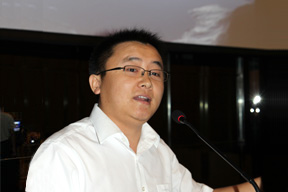 分論壇一：浙江寶業(yè)建設(shè)集團(tuán)信息中心主任李鵬做主題發(fā)言