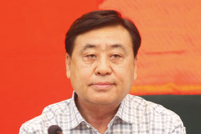 中國電力建設(shè)企業(yè)協(xié)會孫玉才會長宣讀聯(lián)盟公告