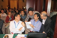 參會代表與演講嘉賓進行互動交流