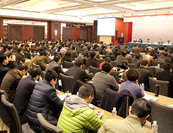 研討會(huì)一側(cè)