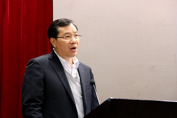 《施工企業(yè)管理》雜志社黃享華社長在開幕式上致辭