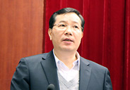 《施工企業(yè)管理》雜志社黃享華社長(zhǎng)在開幕式上致辭