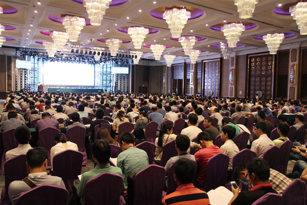 現(xiàn)場觀摩與交流