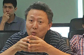 中施企協(xié)信息化專家委員會副主任鄧和平