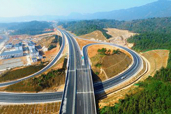 江西資溪花山界（贛閩界）至里木高速公路建成通車(chē)