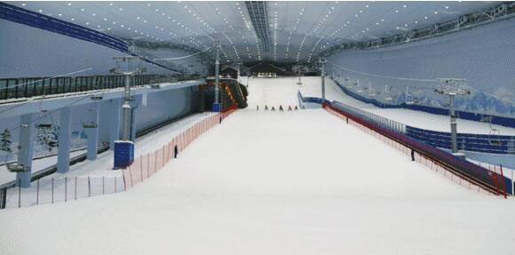 中建二局承建的全球最大室內(nèi)滑雪場開門迎客