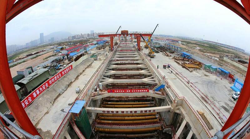 5121標(biāo)前海公園站標(biāo)準(zhǔn)化施工現(xiàn)場(chǎng)