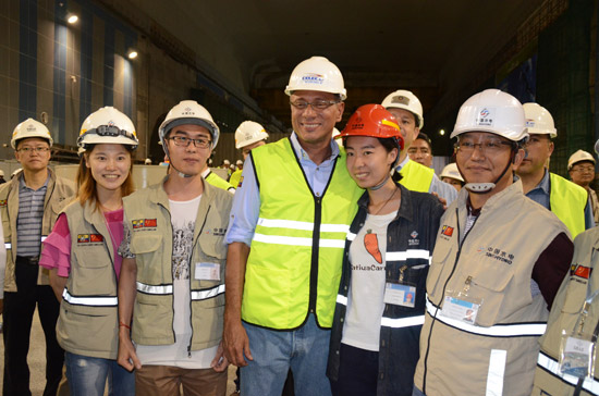 中國電建厄瓜多爾辛克雷水電站首批四臺機(jī)組發(fā)電