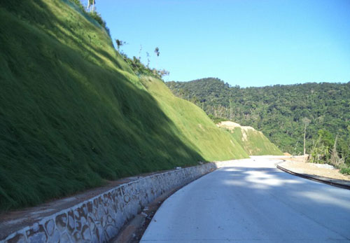 上下庫(kù)連接公路