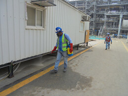 現(xiàn)場噴灑滅蟲藥水