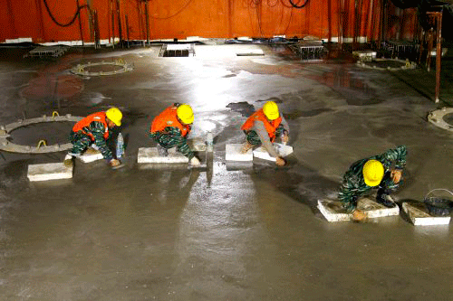 平潭大橋最高主塔墩承臺(tái)澆筑完成