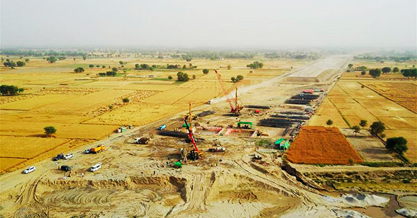 巴基斯坦白沙瓦至卡拉奇高速公路項(xiàng)目