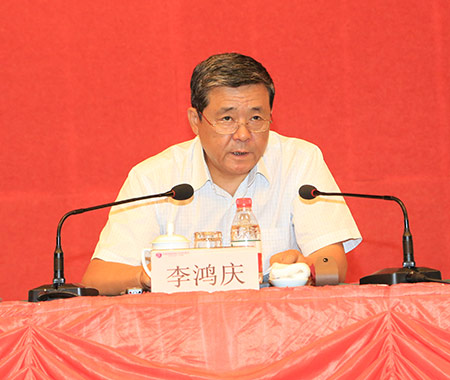 中施企協(xié)李鴻慶副會(huì)長(zhǎng)兼秘書長(zhǎng)