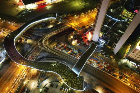 深圳創(chuàng)業(yè)路街區(qū)改造中心天橋工程