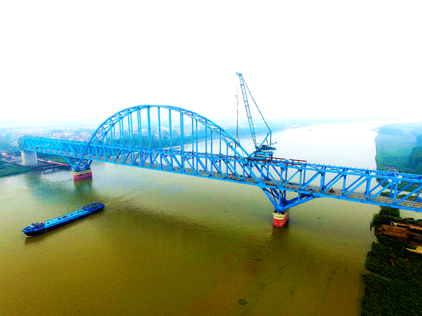 中交第一公路工程局五公司江蘇連鹽鐵路灌河特大橋合龍