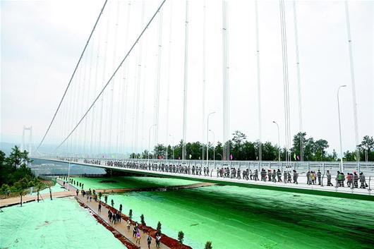 云南龍江特大橋建成通車