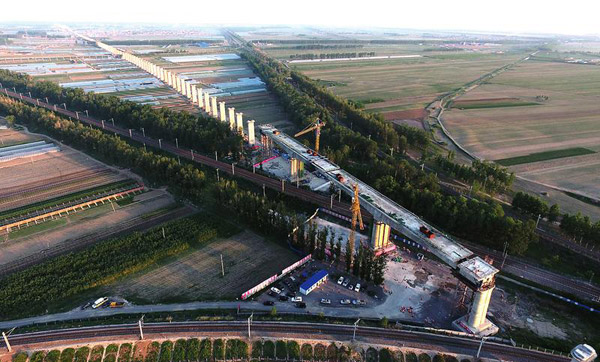 京沈客專遼寧段3座轉(zhuǎn)體連續(xù)梁施工全面告竣
