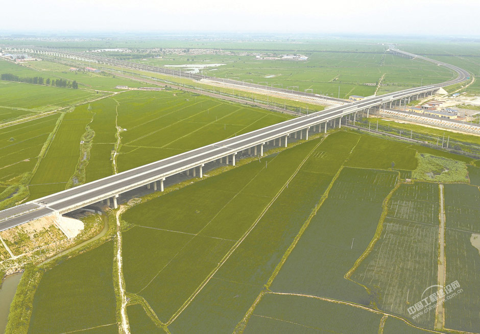 中交路橋遼寧阜盤高速公路建成通車