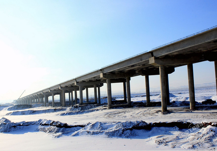 內(nèi)蒙烏新1標(biāo)歸流河大橋