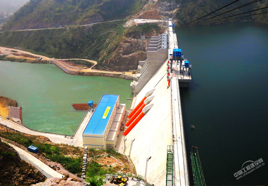 加納布維水電站