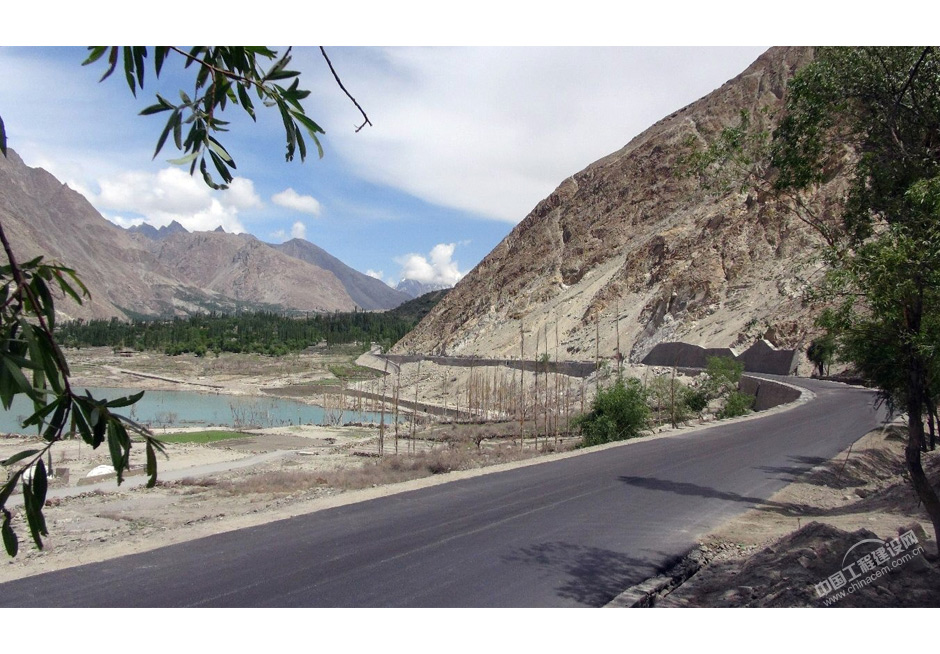 巴基斯坦堰塞湖改線5標(biāo)項(xiàng)目