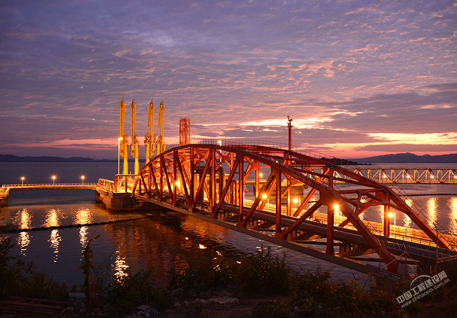 馬德島三十萬噸原油碼頭及首站罐區(qū)