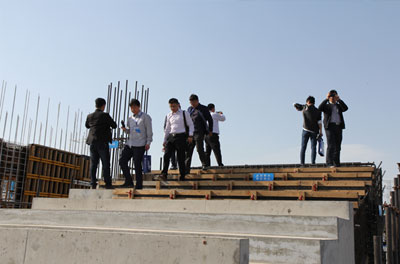 中建八局二公司奧林匹克中心項(xiàng)目現(xiàn)場觀摩