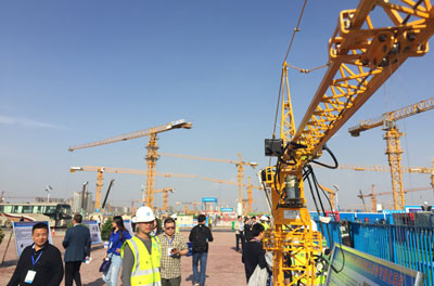 中建八局二公司奧林匹克中心項(xiàng)目現(xiàn)場觀摩