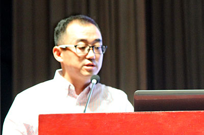 湖南建研信息技術(shù)股份有限公司副總經(jīng)理表成龍介紹演示相關(guān)產(chǎn)品