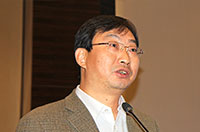 江蘇邗建集團副總經(jīng)理高毅做主題發(fā)言